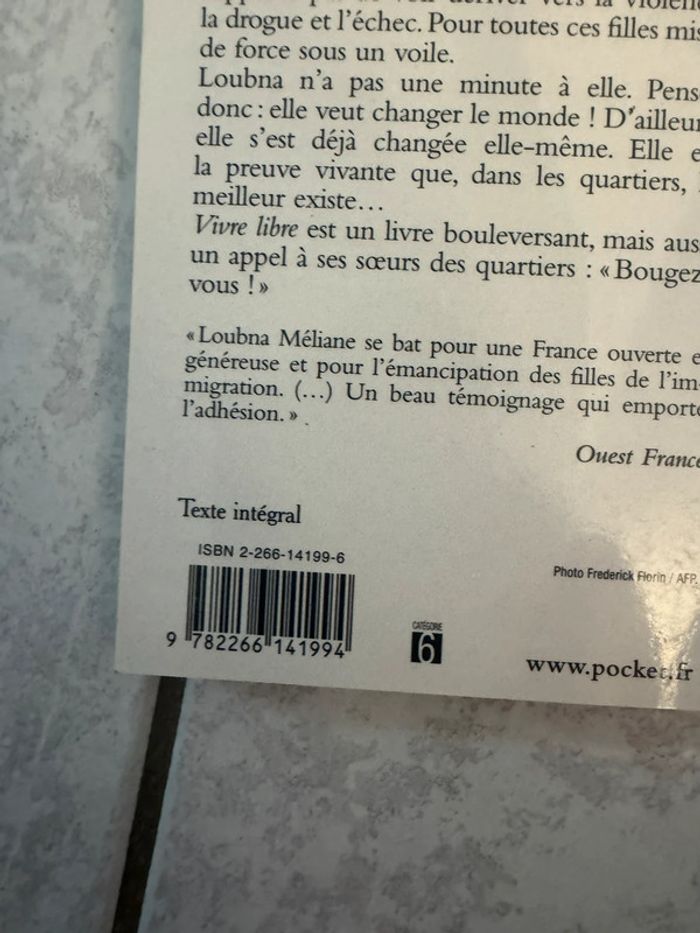 Livre « Vivre libre » - photo numéro 3