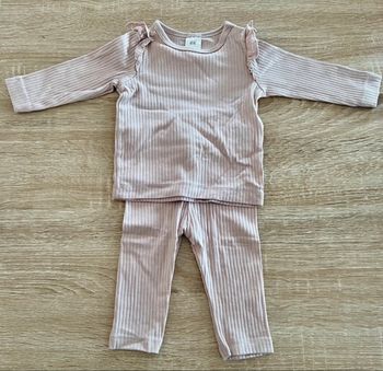 Ensemble t-shirt / legging