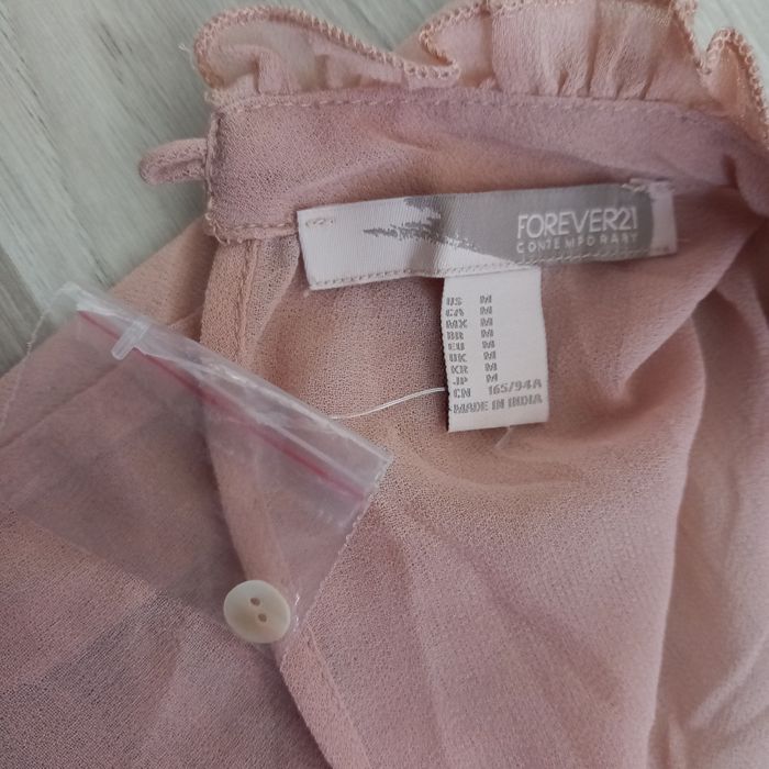 Chemisier femme sans manches beige Forever 21 taille M - photo numéro 3