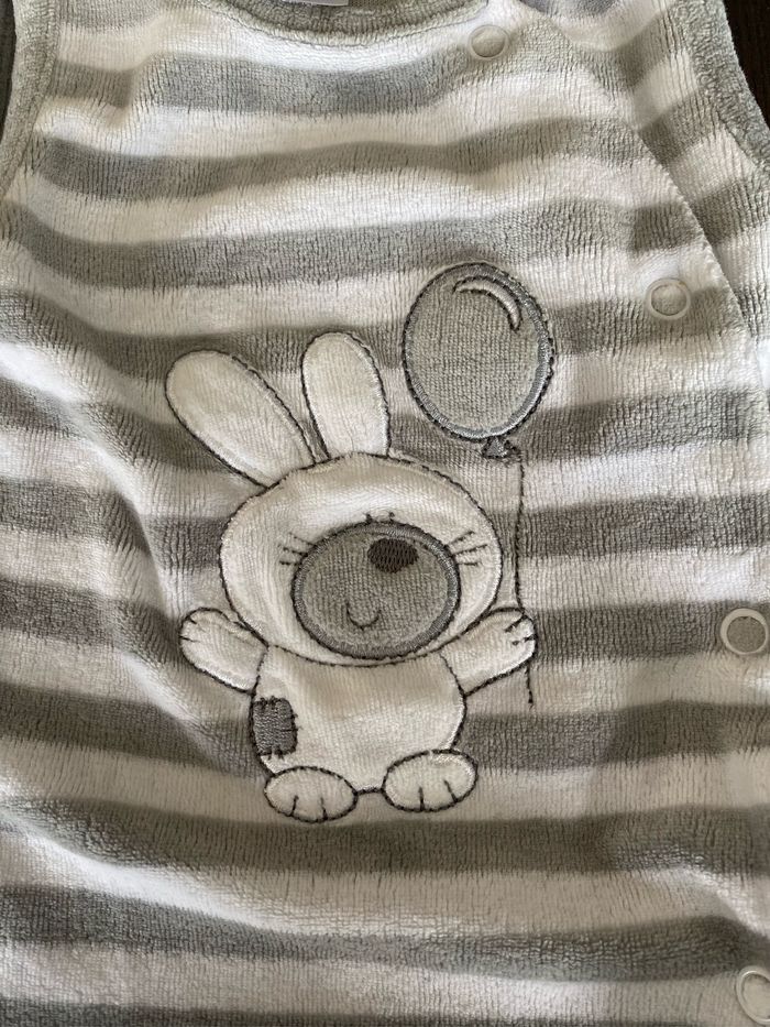 Pyjama velours gris/blanc naissance C&A - photo numéro 2