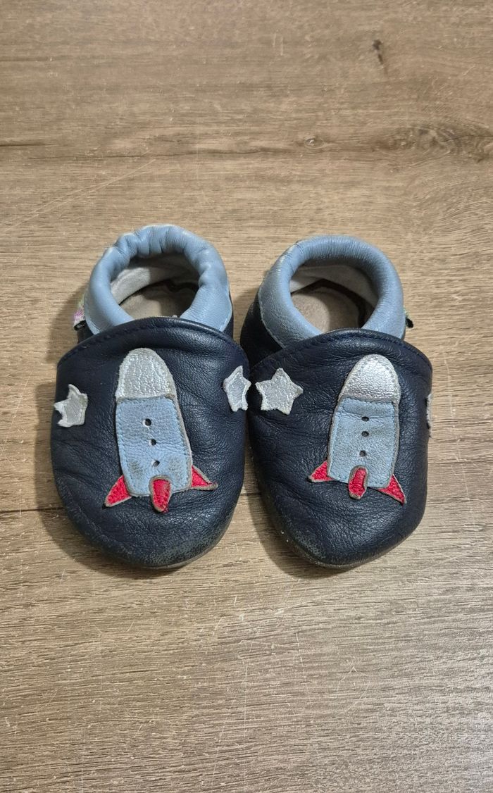 Lot chaussons souples en cuir 12-18 mois - photo numéro 8