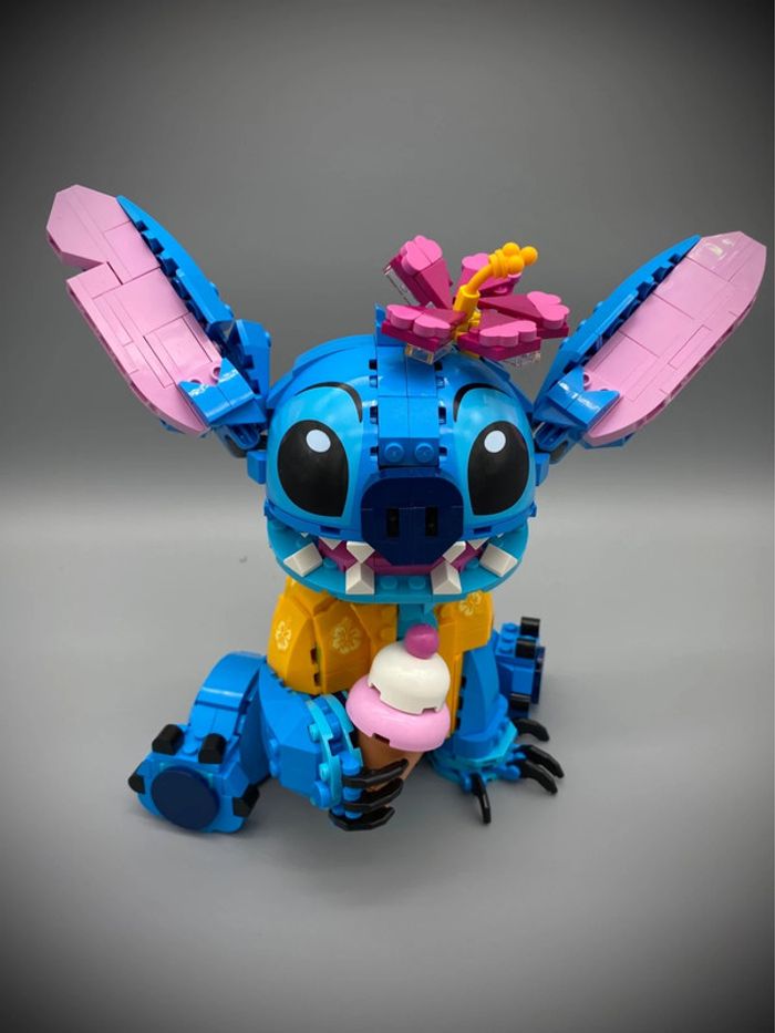 LEGO Disney 43249 - Stitch - Complet avec boîte et notice - photo numéro 3