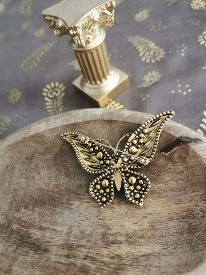 Broche femme papillon bleu - photo numéro 3