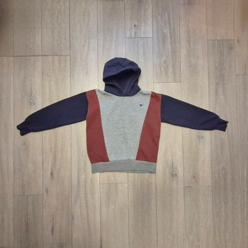 Sweet pas trop epais. Gris bleu marine et marron. Garçon xs. Marque Tape à l'oeil 