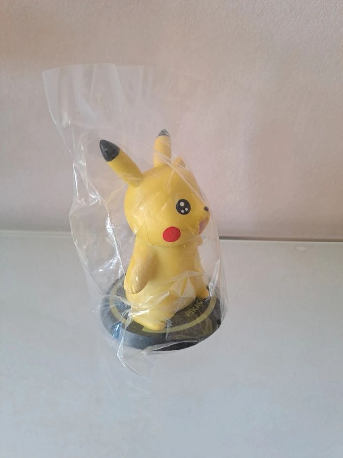 Neuve sous blister, figurine Pokemon Pikachu 8,5 cm - photo numéro 4