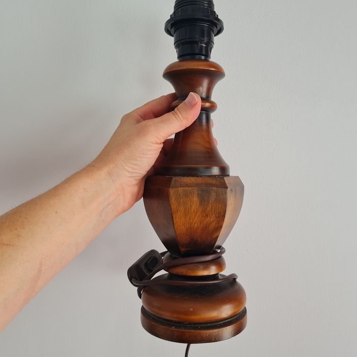 Pied de lampe vintage en bois - photo numéro 5