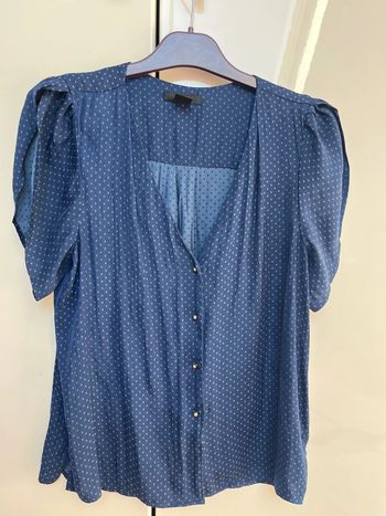 chemisier léger , top sans manches