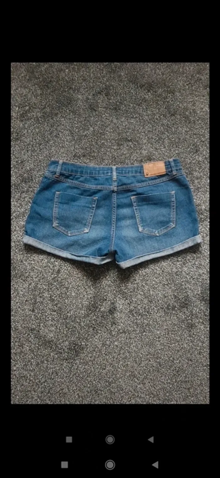 Short jean's taille 38 - photo numéro 3