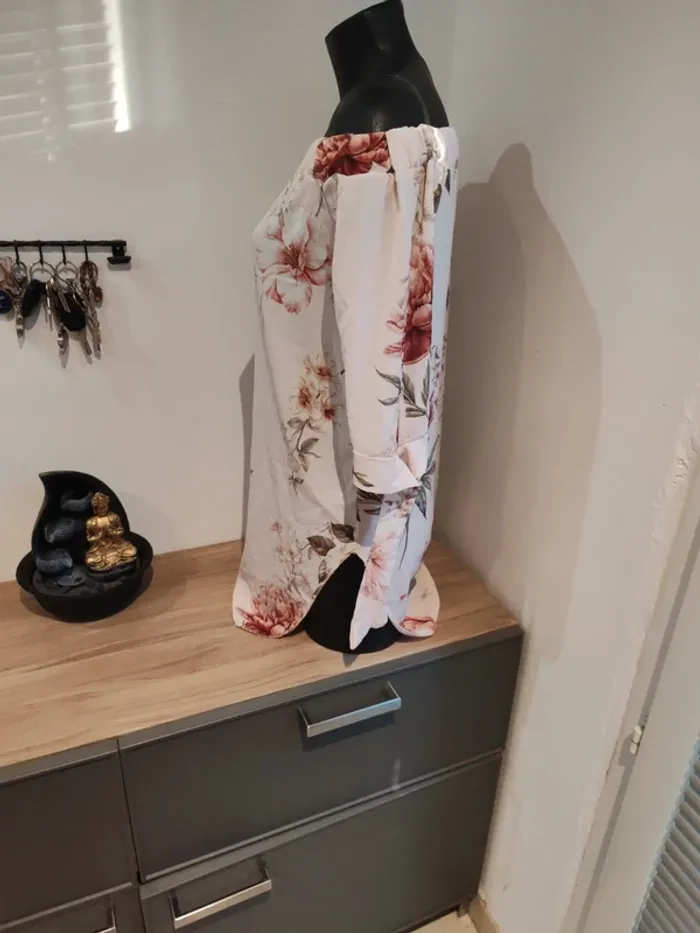 Robe midi maches 3/4 taille 40 épaules dénudées - photo numéro 2