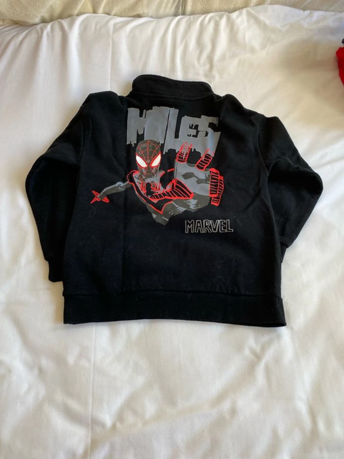 Pull Marvel - photo numéro 2