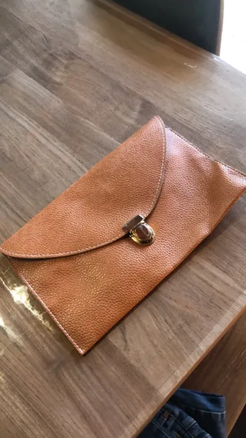 Pochette marron
