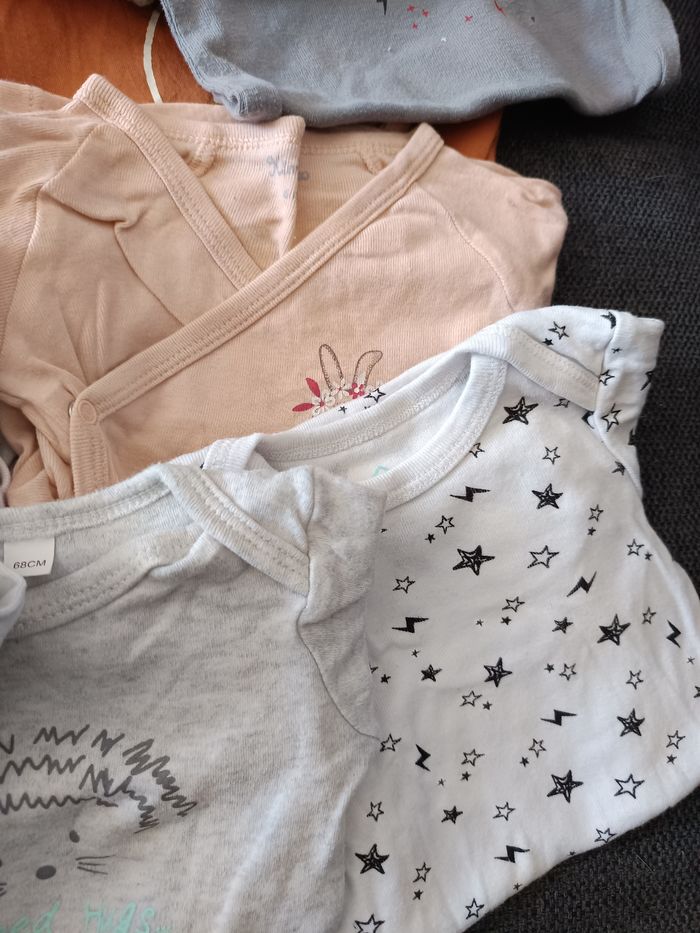 Lot de 10 bodys fille 6 mois - photo numéro 3