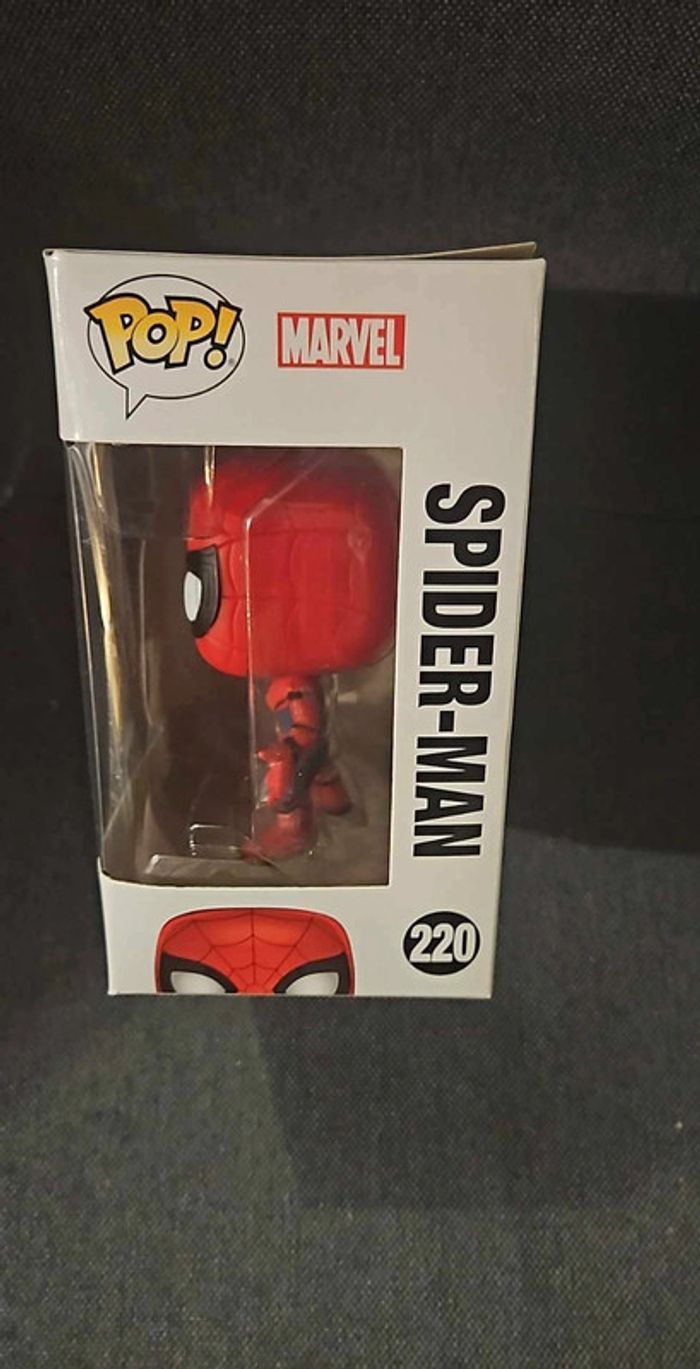 Funko pop 220 spider man - photo numéro 2