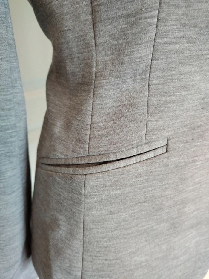 Blazer gris H&M taille 34 excellent état - photo numéro 4