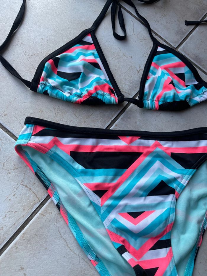 Maillot de bain 2 pièces - photo numéro 2