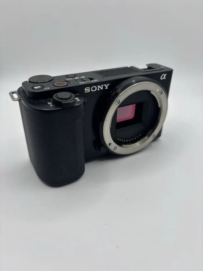 Sony Alpha ZV-E10 sans miroir avec objectif Sigma 50MM f2.8 DC DN - photo numéro 4
