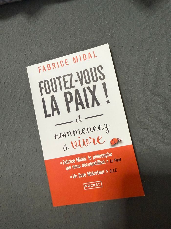 Livre Foutez-vous la paix