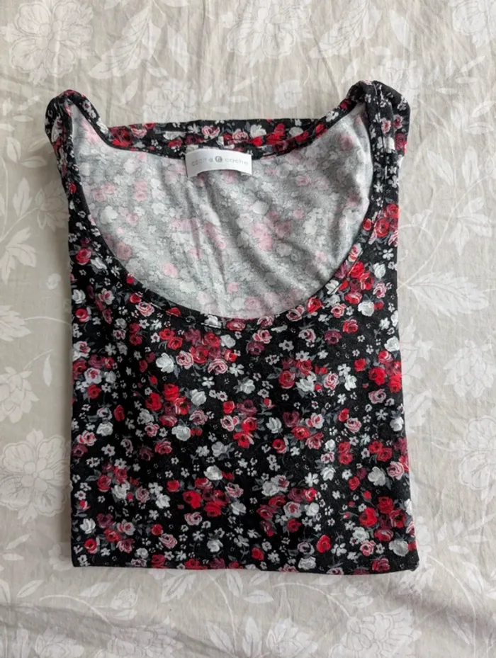 Tee-shirt fleuri
