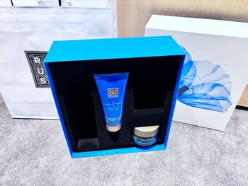 Crème pour le corps + gommage rituals