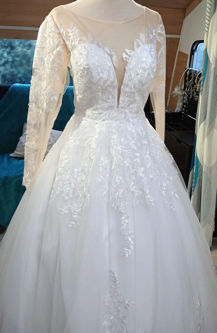 robe de mariée taille 34/36 - photo numéro 3