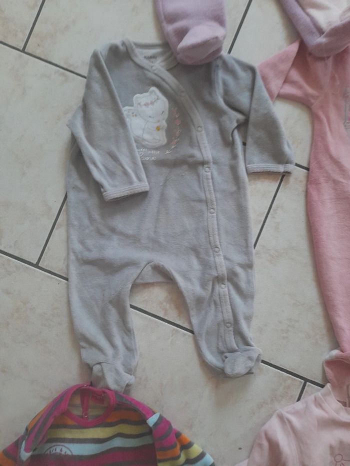 7 pyjamas 6 mois - photo numéro 6