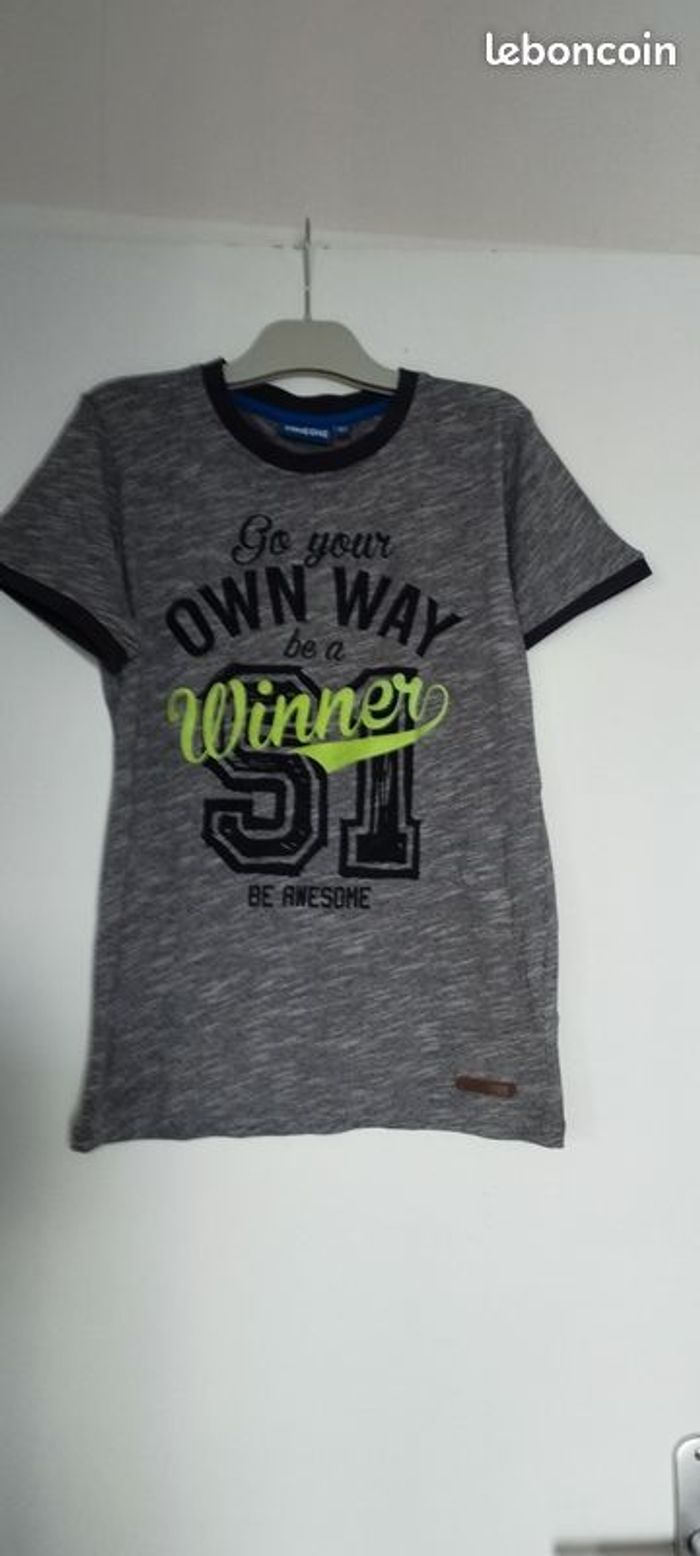 T-Shirt Neuf de chez Someone