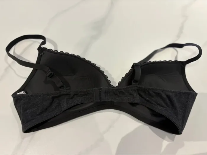 Soutien-gorge noir/gris foncé Kiabi EUR 85C - photo numéro 4