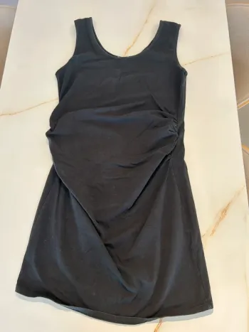 Robe maternité envie de fraise taille 38/40