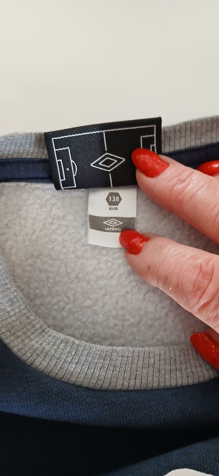 Swett garçon Taille 10 ans marque Umbro - photo numéro 5