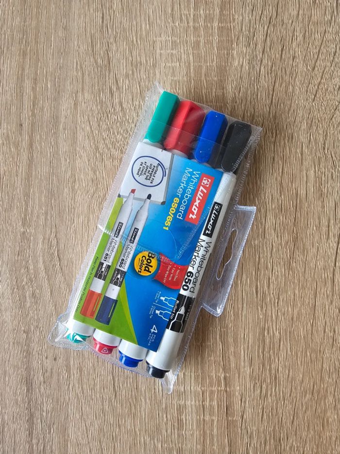 4 Marqueurs tableau blanc