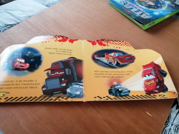 Livre cars - photo numéro 2