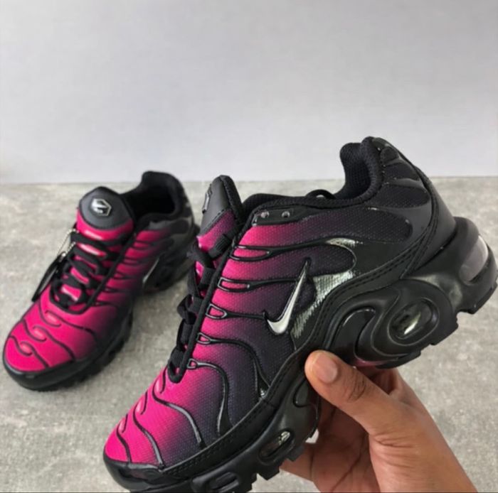 Nike tn noir rose enfants 33 - photo numéro 2