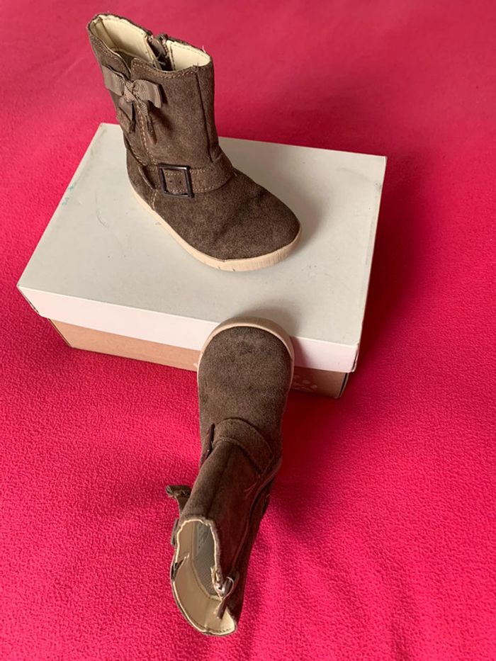 Bottes Clarks pointure 21 - photo numéro 3