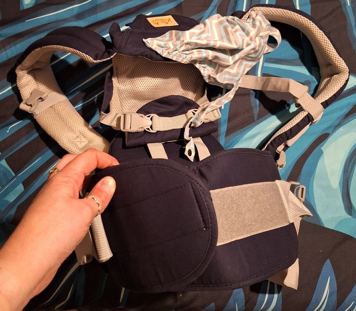 Porte bébé ergonomique avec siège Viedouce - photo numéro 3