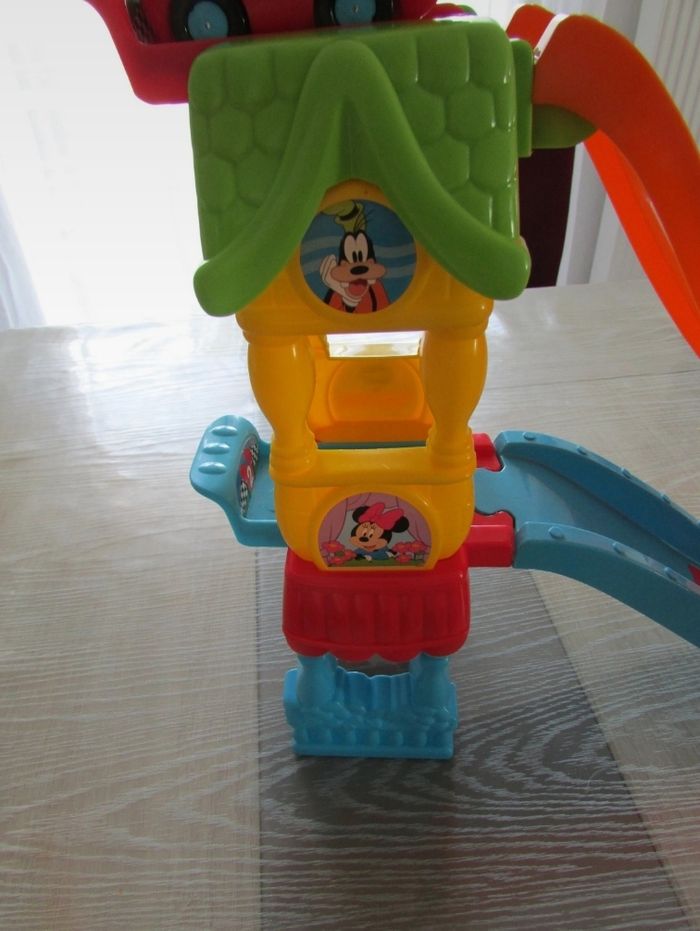 La Maison toboggan magique Disney Tut Tut Mickey Vtech - photo numéro 3