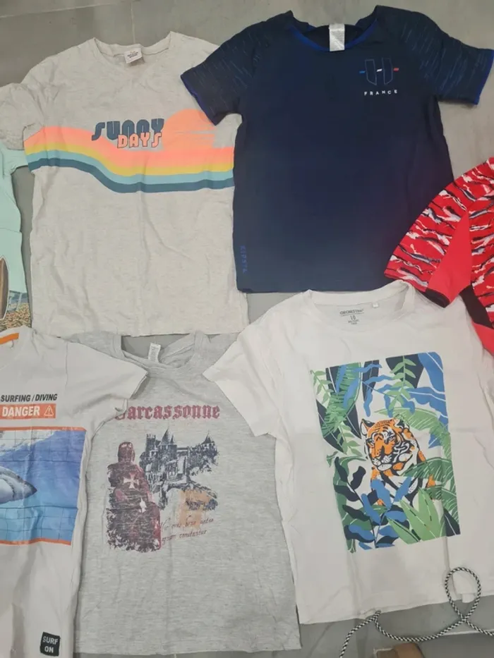 Lot tee shirt 10ans - photo numéro 3