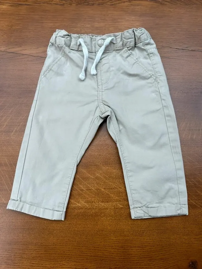 Pantalon en toile beige Kiabi 9 mois