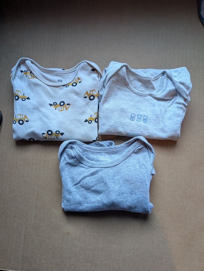 Lot 3 bodies manches longues