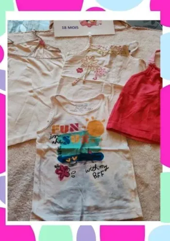 Lot débardeurs taille 18 mois