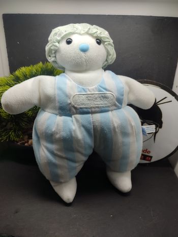 Peluche Doudou ours bébé blanc salopette bleu bonnet poupée Jacadi ancien 
