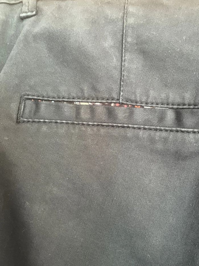 Joli pantalon HAPPY très peu porté - photo numéro 4