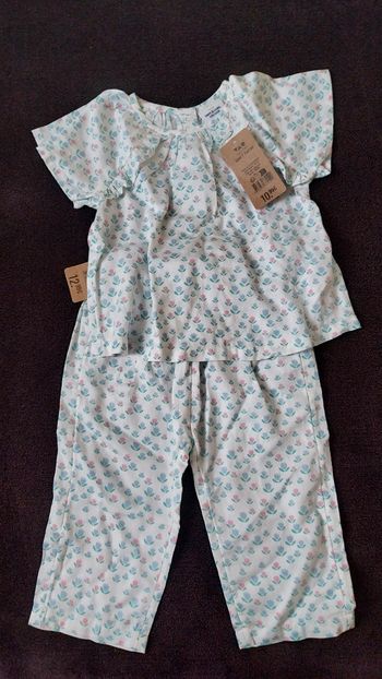 Ensemble haut et pantalon 