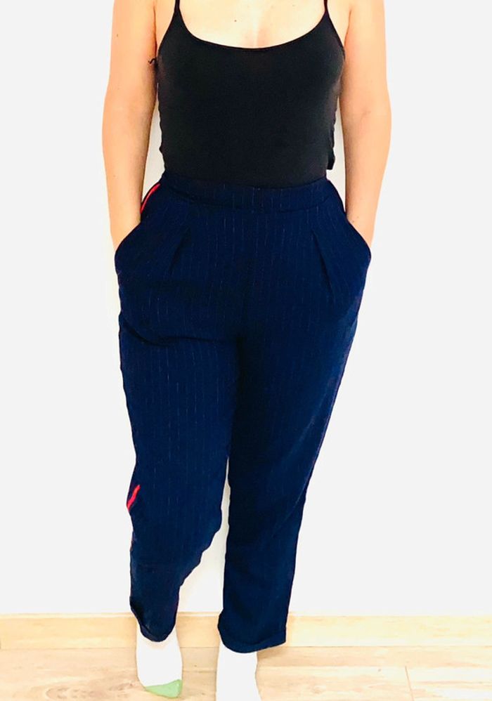 Pantalon à pince stradivarius taille 36