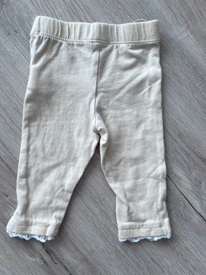 Ensemble bébé taille 3 mois pantalon beige plus bodies sans manche blanc avec bandeau assortit - photo numéro 6