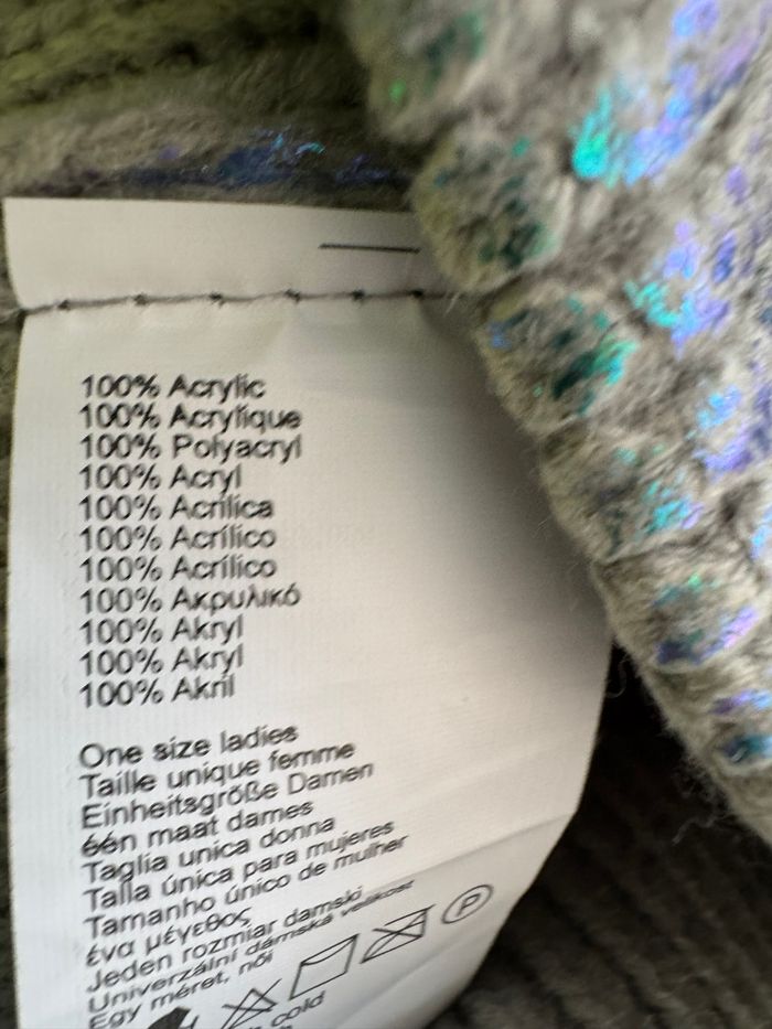 Bonnet vert brillant effet sirene Claire's neuf - photo numéro 3