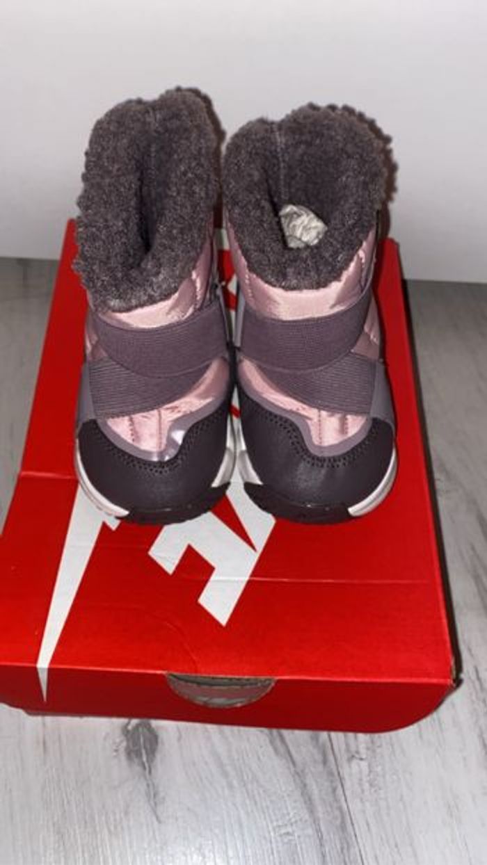Boot neuve nike - photo numéro 2
