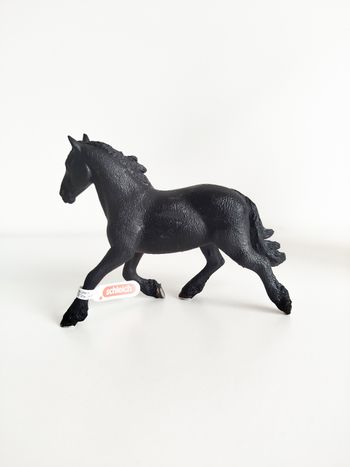 Schleich 13975 Cheval Pur Sang Arabe Noir Étalon Figurine Neuve