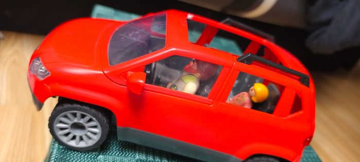 Voiture playmobil - photo numéro 3