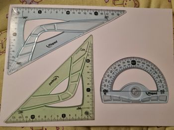 Lot de fournitures scolaires