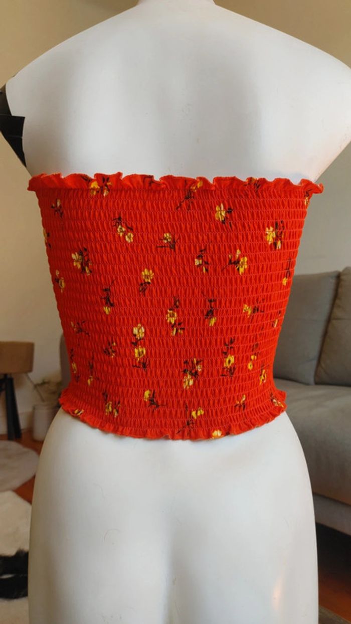 Crop top élastique Marque Ardene taille s couleur orange corail rouge motif à fleurs - photo numéro 2
